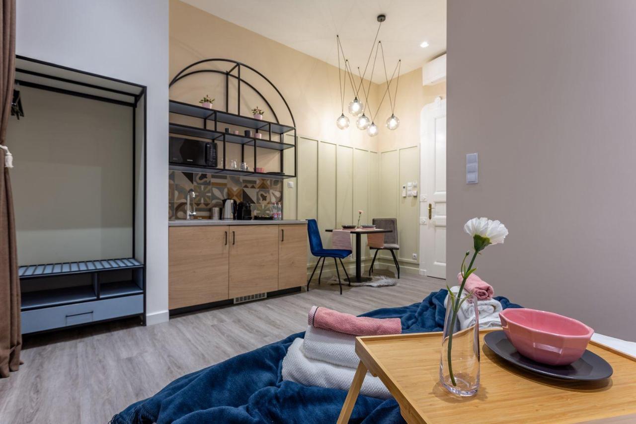 Standard Apartment