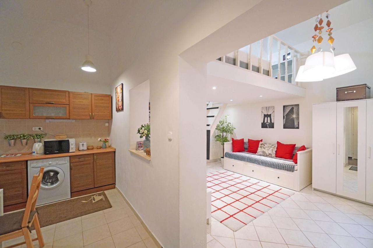 Apartment Split Level