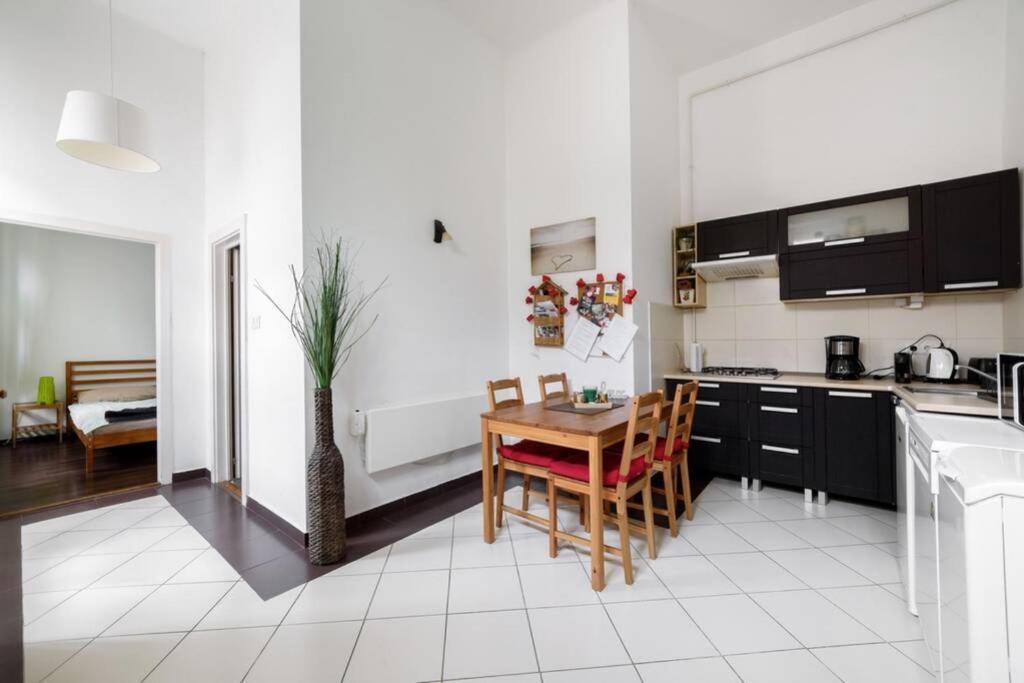 Apartamento com 2 Quartos