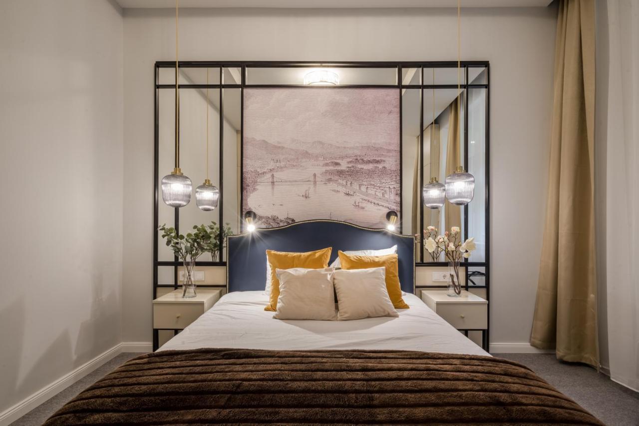 Deluxe Double Room Extra Bed