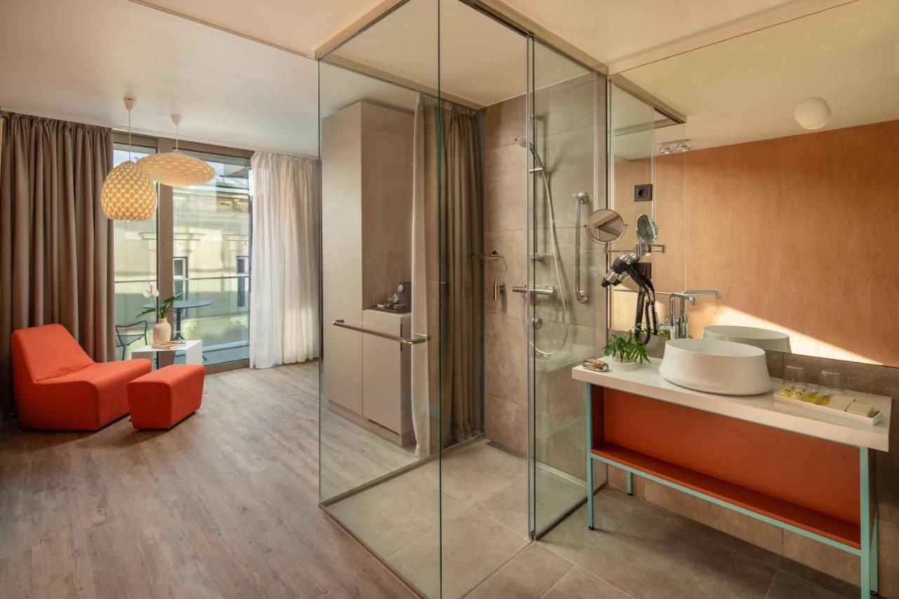 Junior Suite Balcony