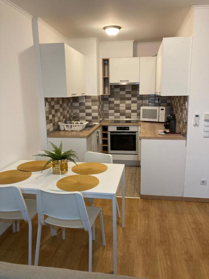 Standard Apartment,1272141454:JPEG