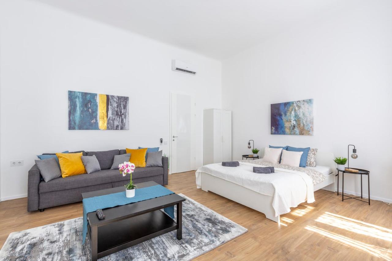 Appartamento con 3 Camere da Letto