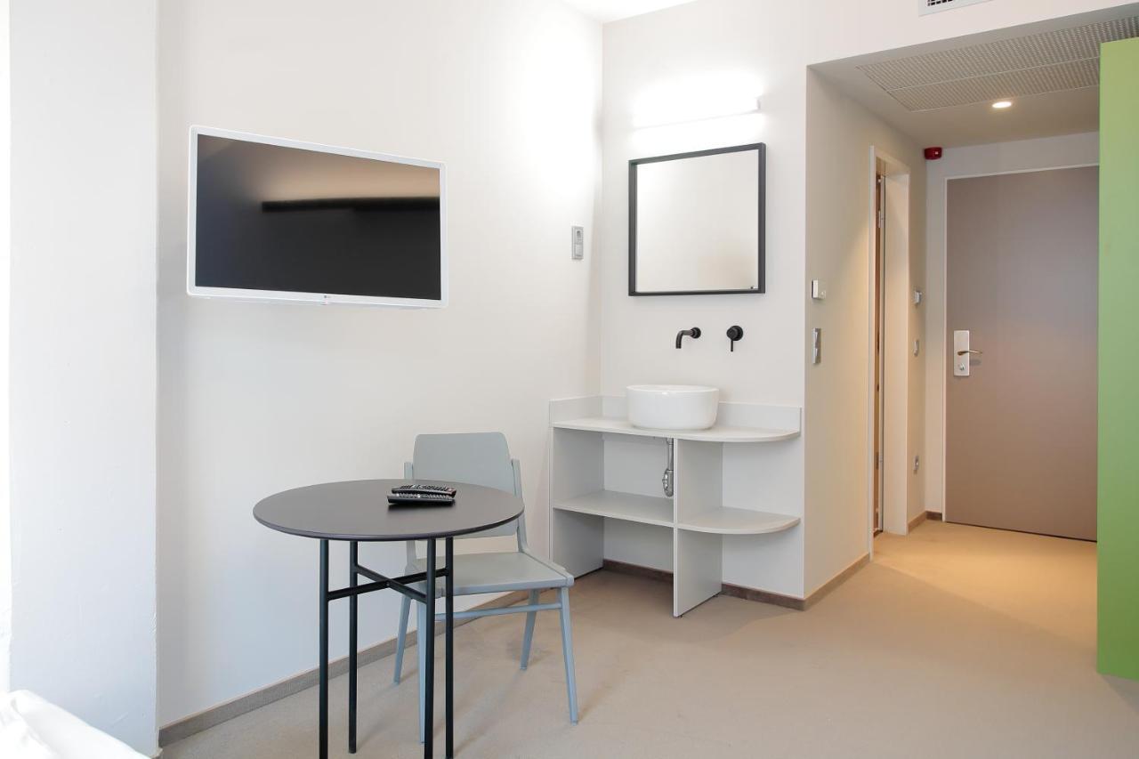 Standard Double Room,970145941:JPEG