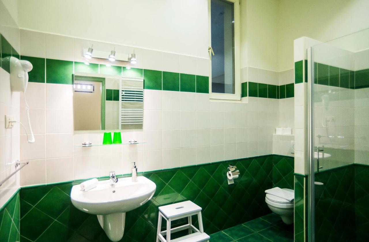 Chambre Quadruple avec Salle de Bains Privative