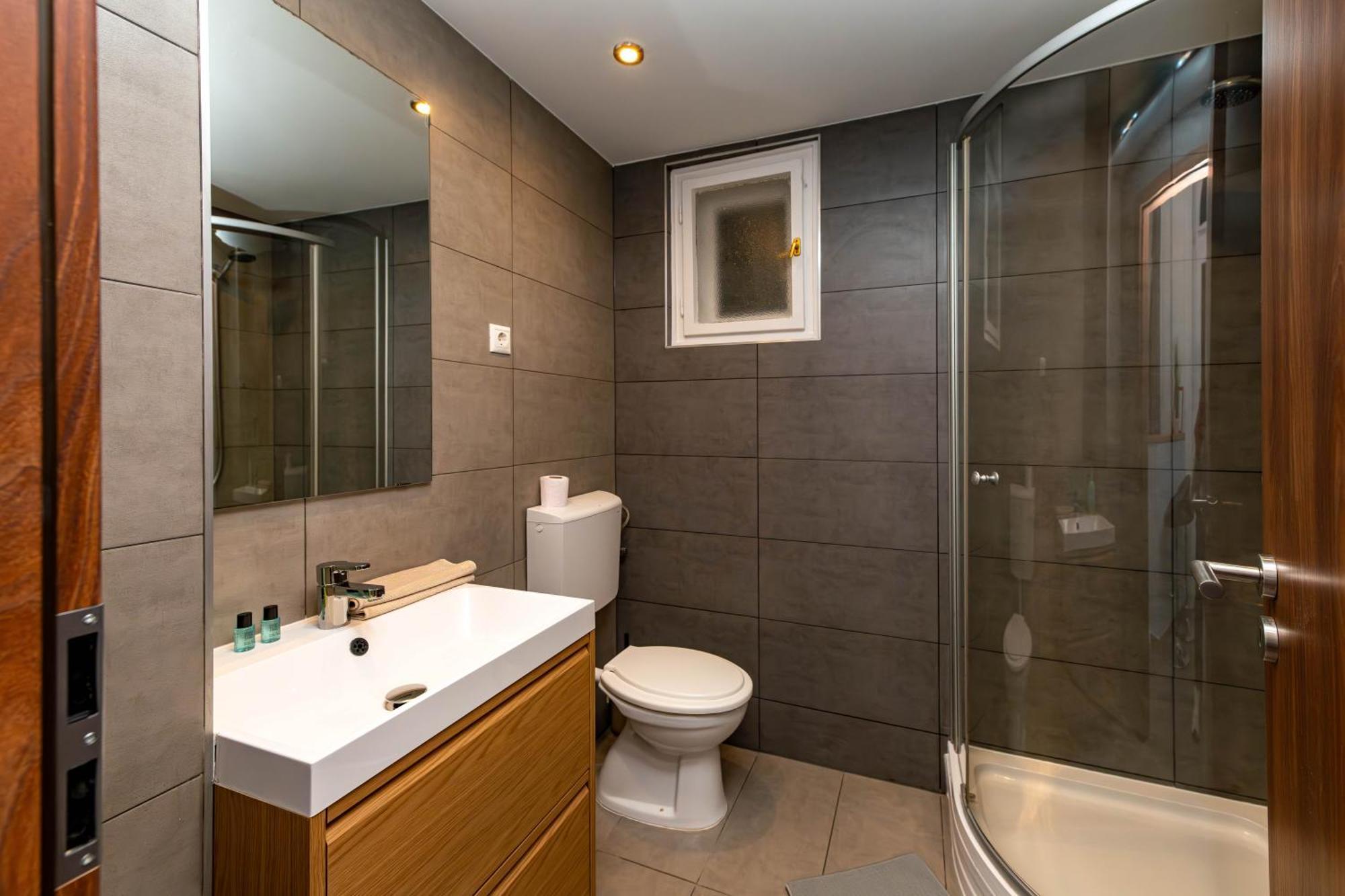Large Apartment