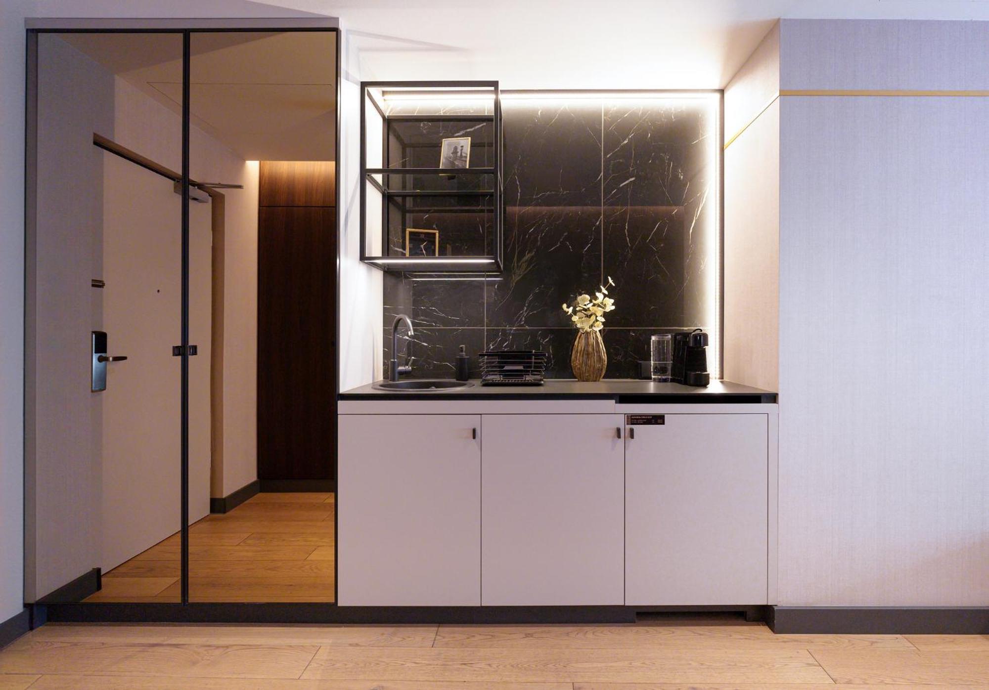 Apartment with Balcony