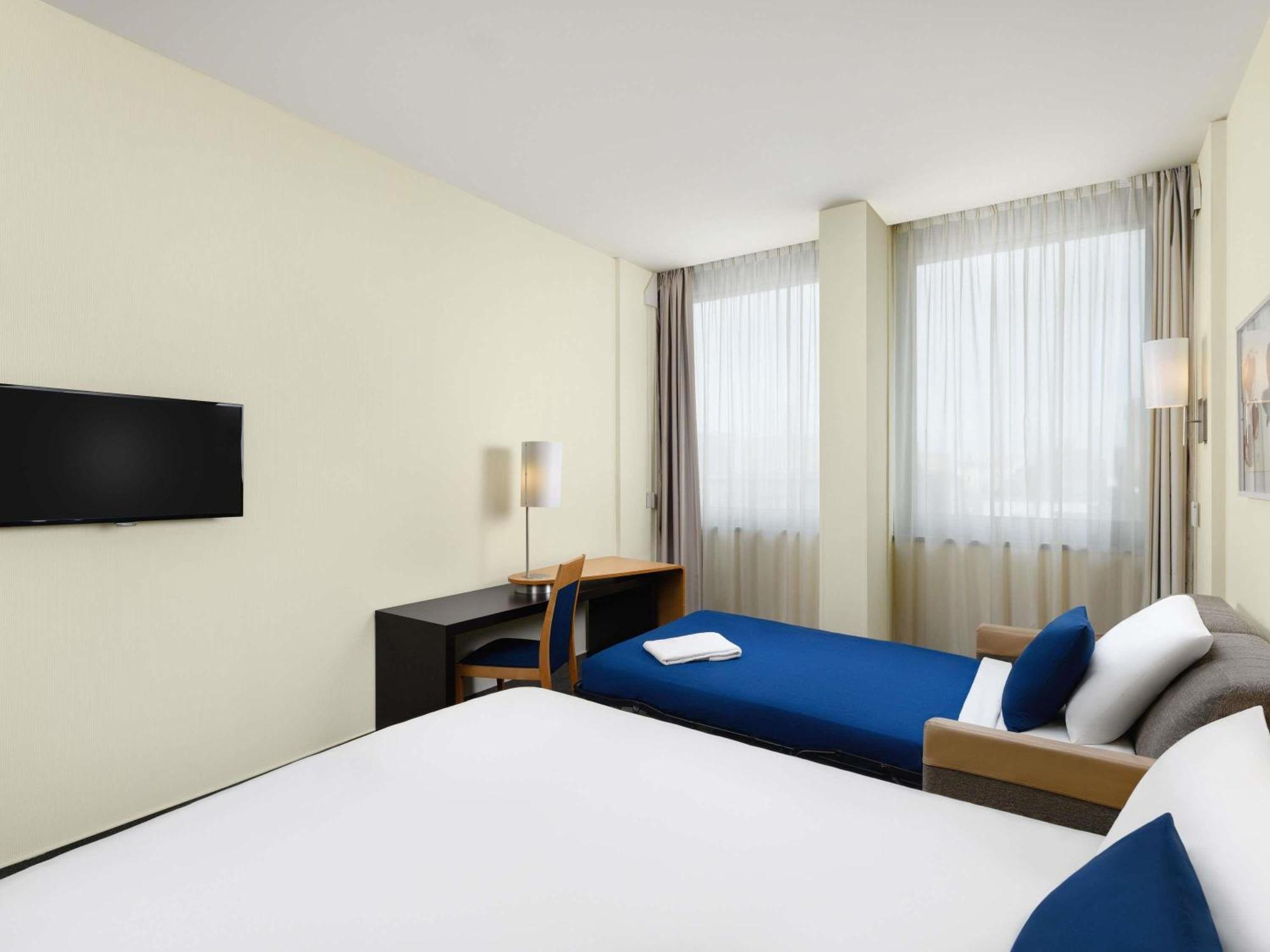 Superior Familiekamer met Tweepersoonsbed en Slaapbank
