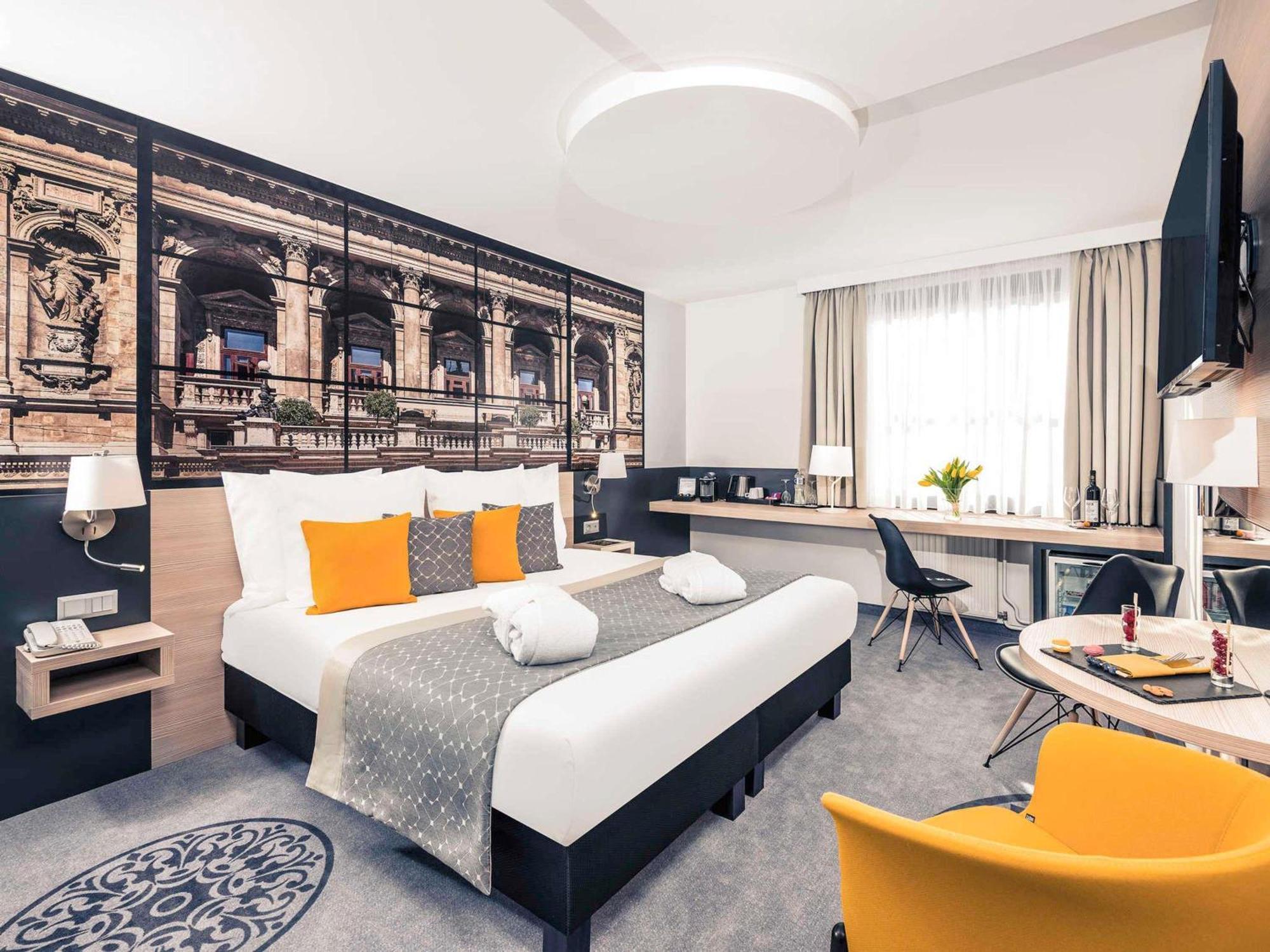 Privilege Room
