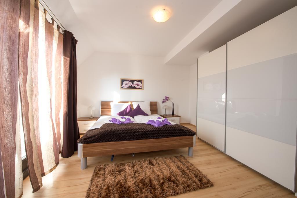 Duplex Family Apartment,321062781:JPEG