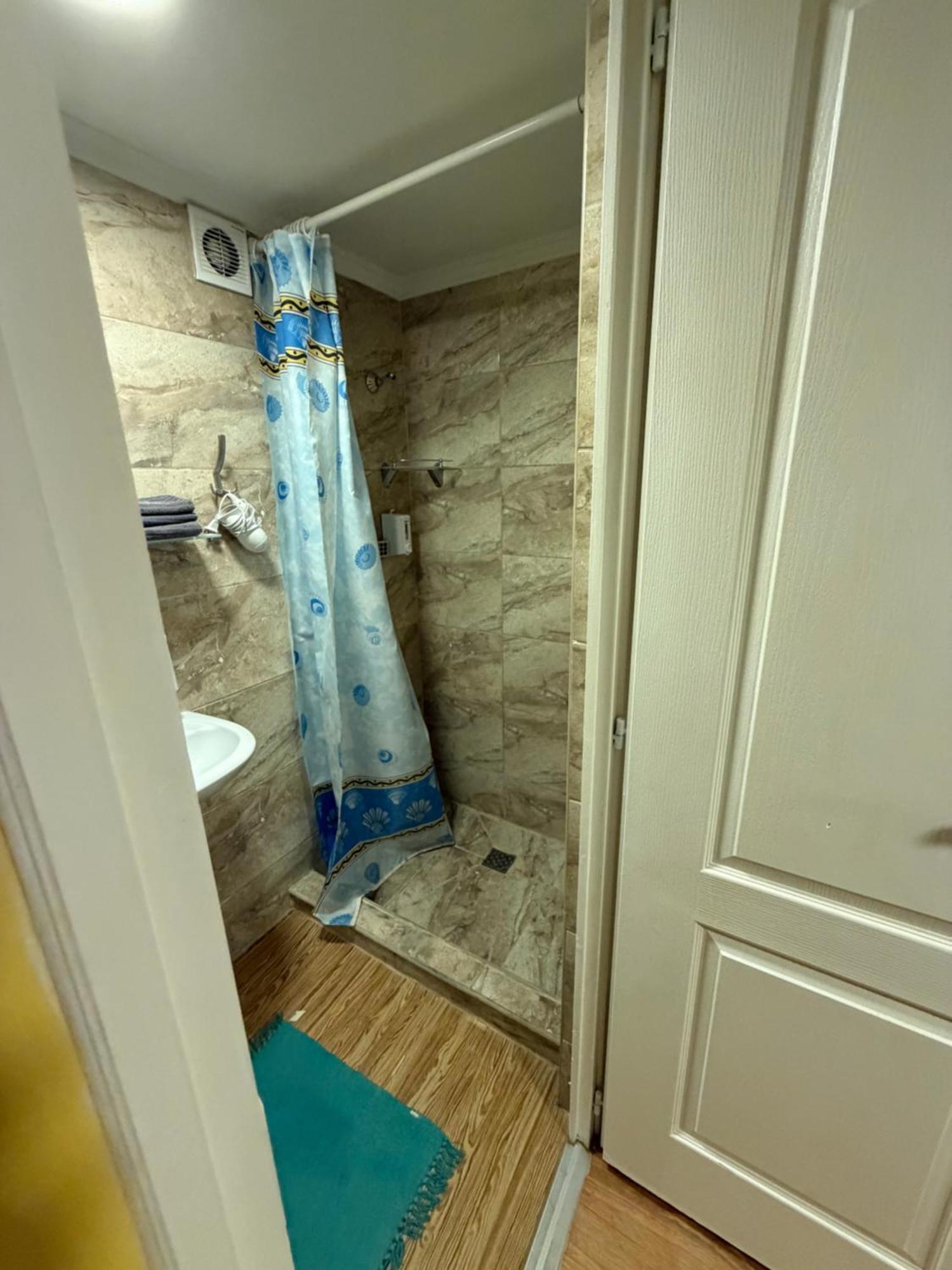 Triple Room Private Bathroom