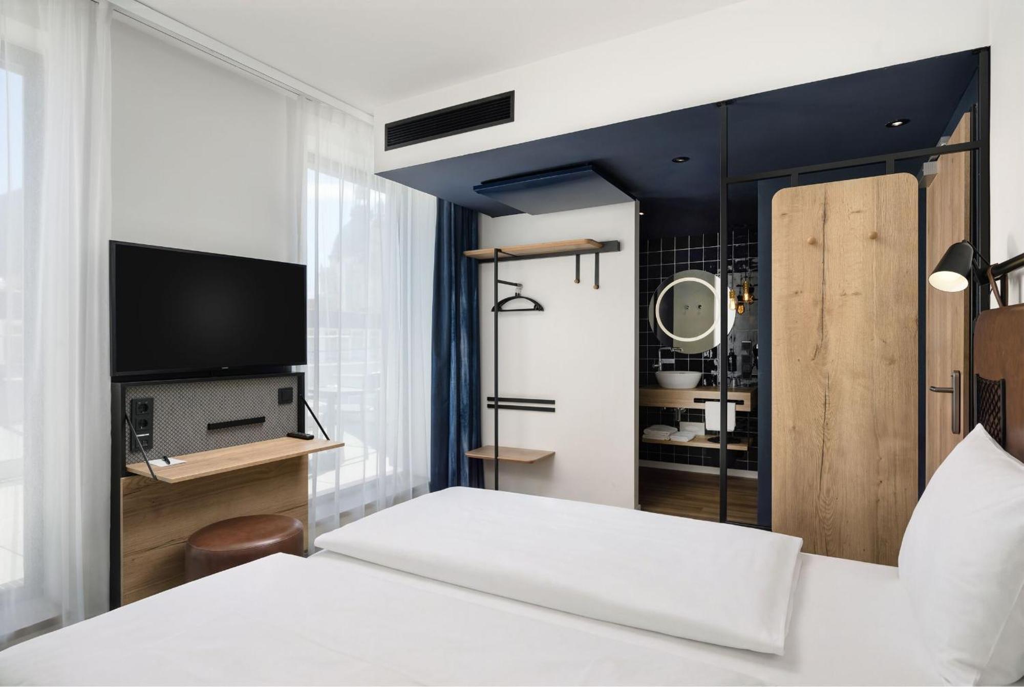 Superior Double Room Balcony