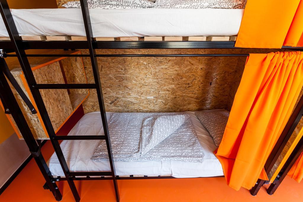 Bett im Schlafsaal mit 8 Betten und Gemeinschaftsbad