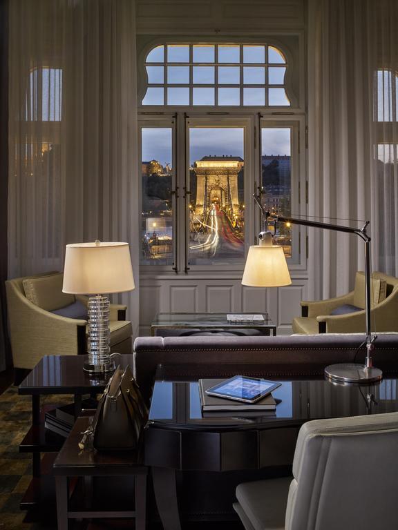 River View Park Suite with Two Queen Beds