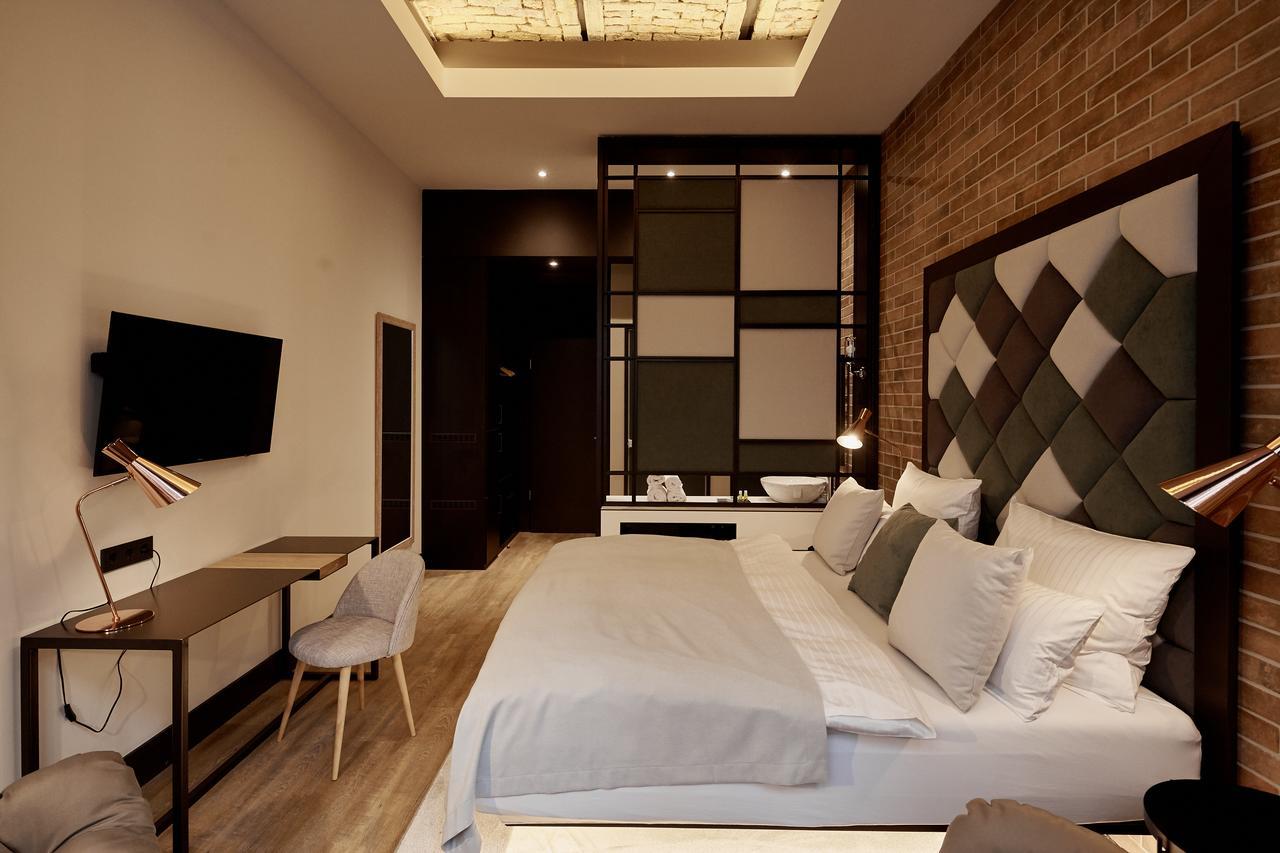 Loft Suite City View