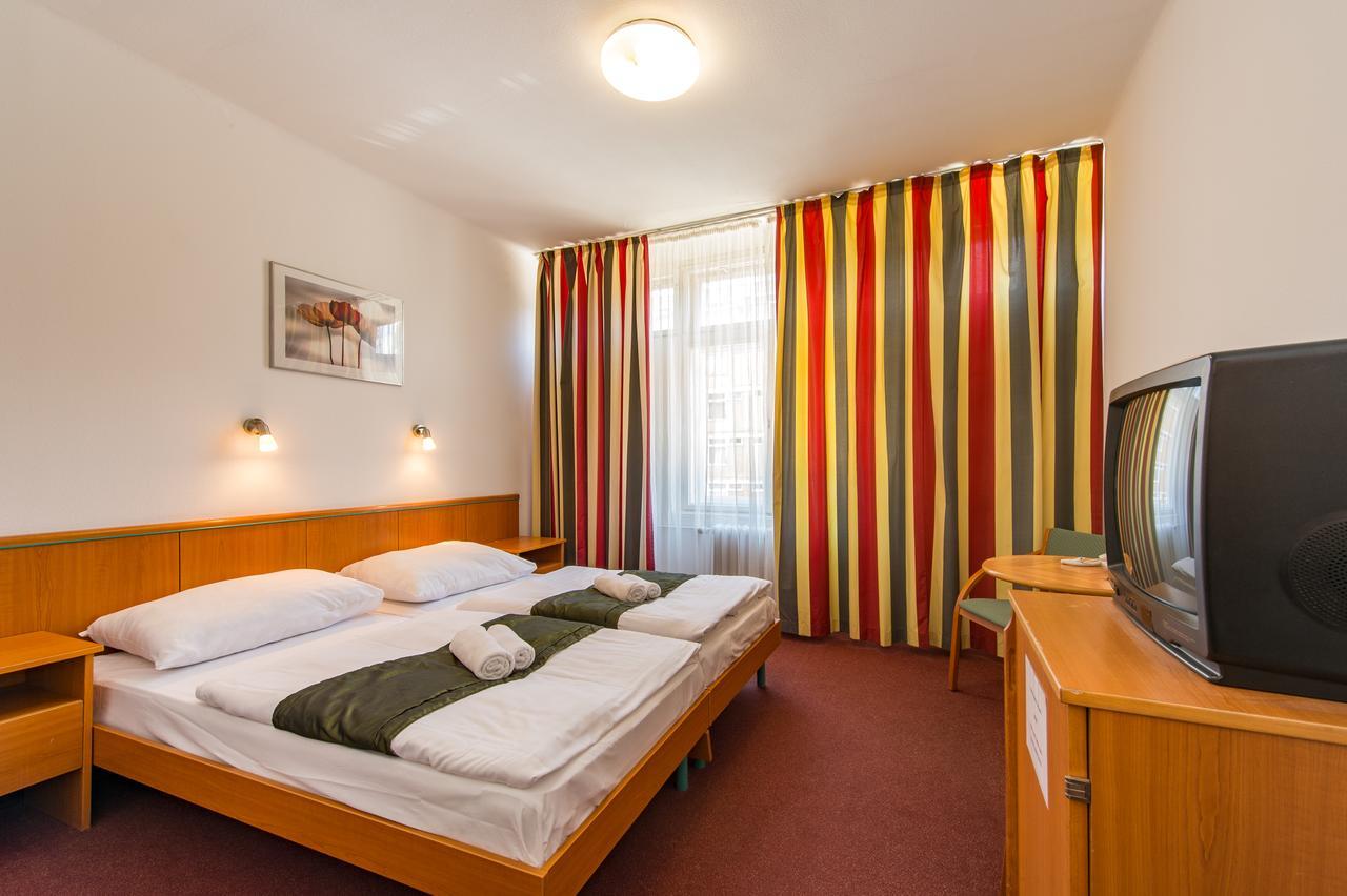 Superior Single Room
