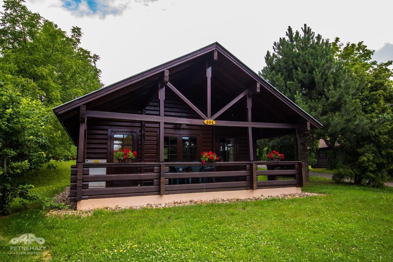 One-Bedroom Chalet with Sauna