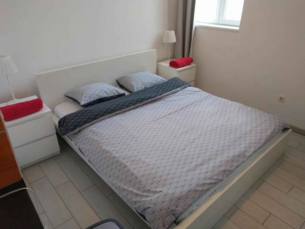 Studio Apartment,1584675900:JPEG