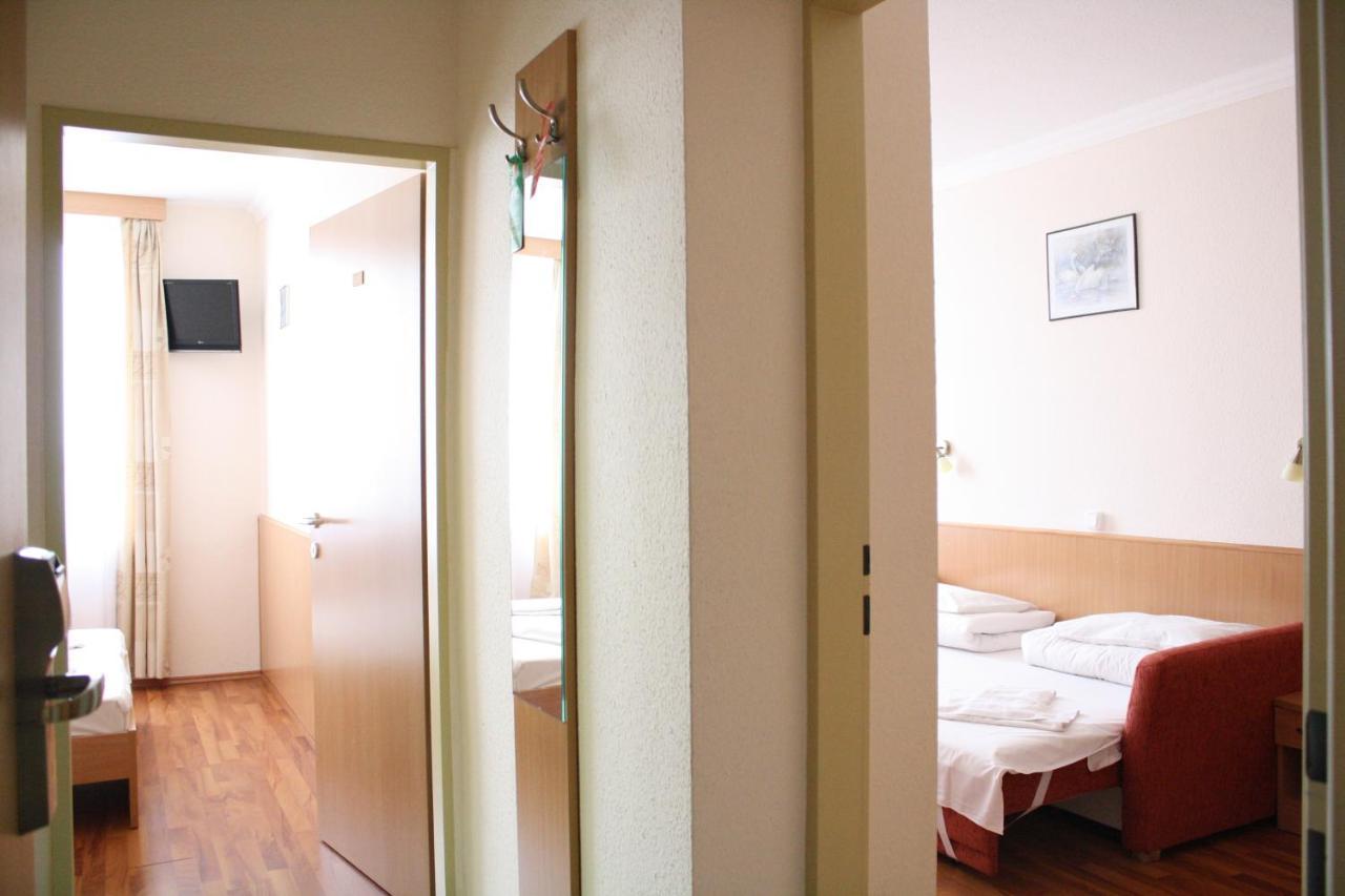 Triple Room,188755367:JPEG