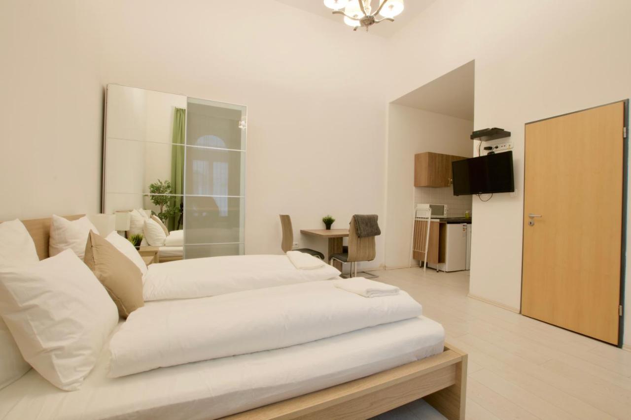 Deluxe Apartment,937325032:JPEG