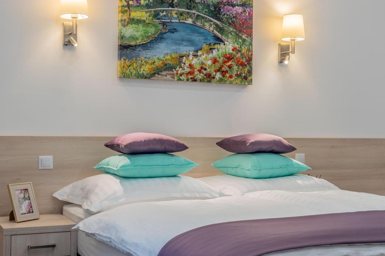 Deluxe Double or Twin Room with Balcony