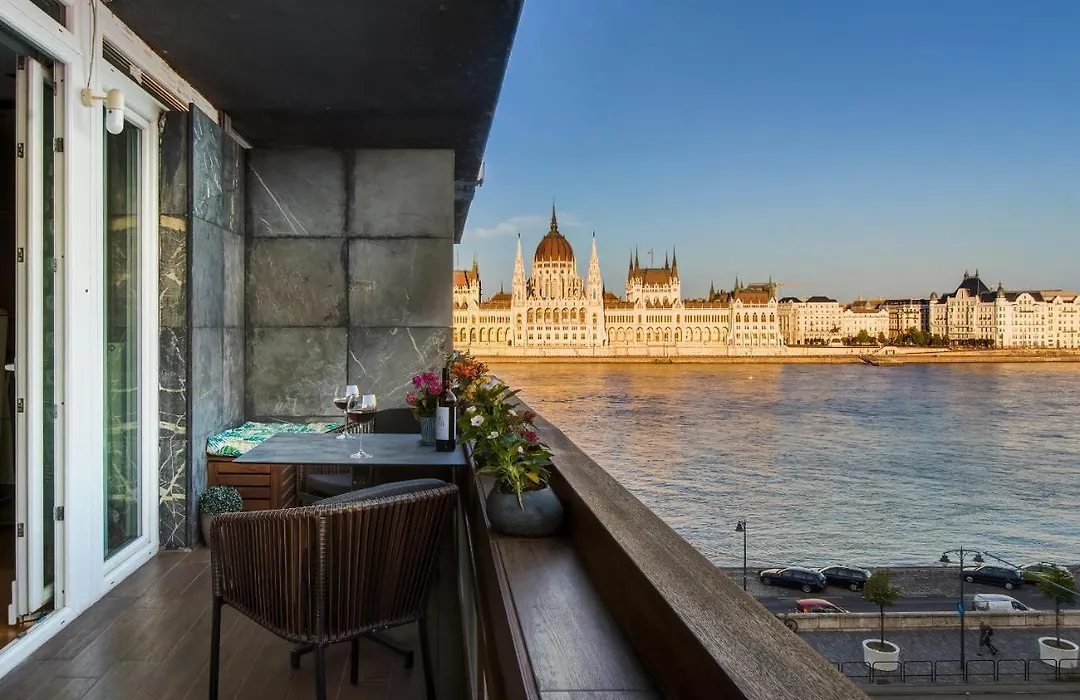 Danube Pearl Boutique Apartment-1