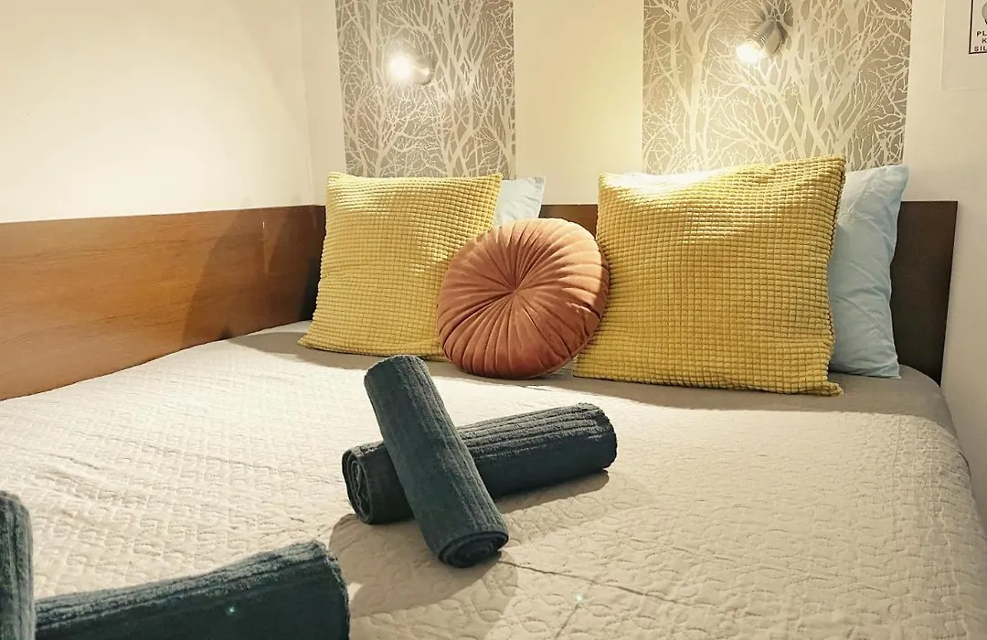 Rio'S Stylish Central Flats-1