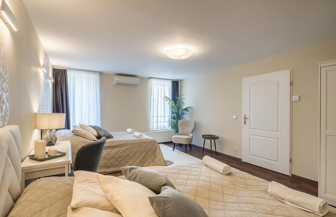 Budapest Harmony Apartments-1