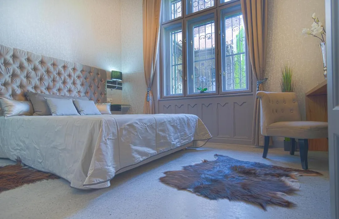 Viktoria Luxury Apartment-1
