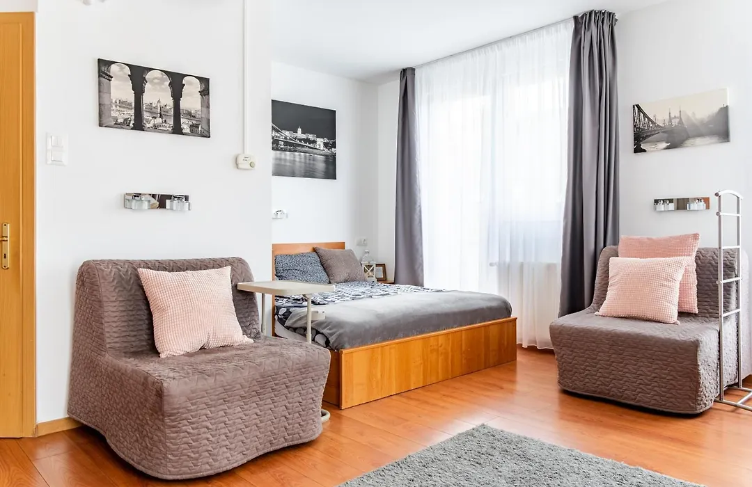 Garay Panorama Apartment-1