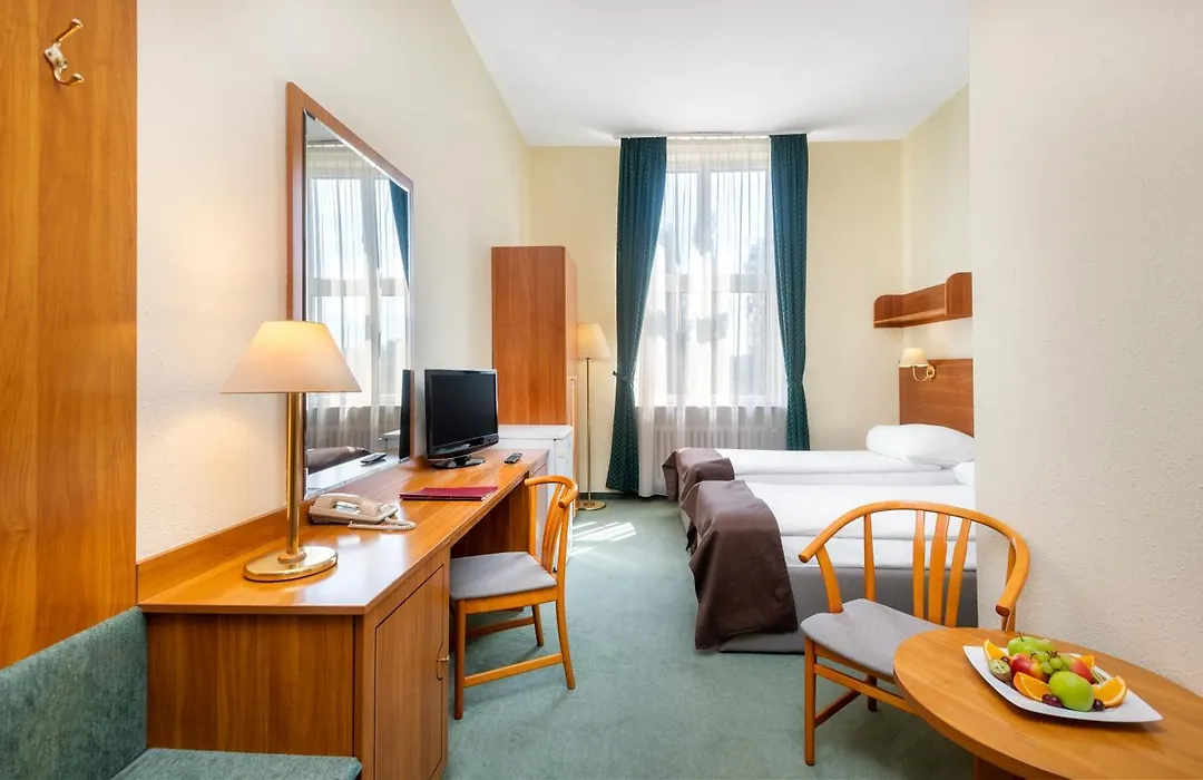 Hotel Millennium-1