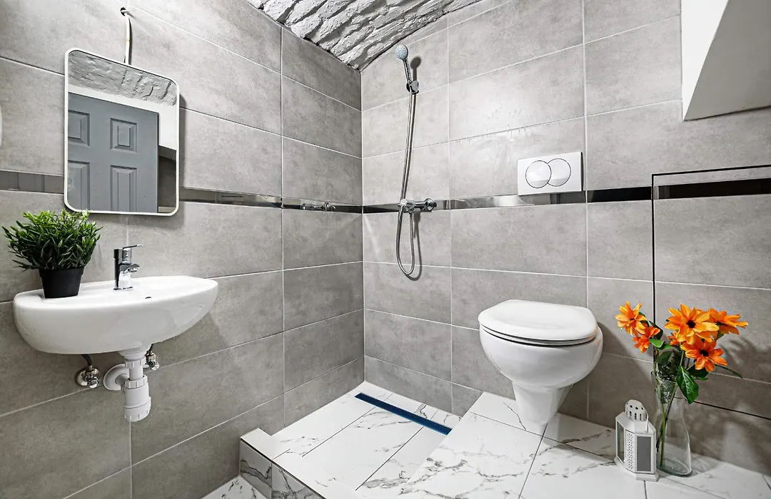 Muranyi 50 City Rooms-1