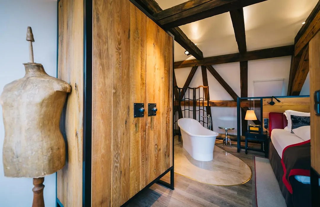 Pest-Buda Design Hotel-1