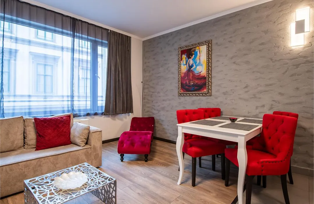 Budapest Holidays Apartments & Spa-1
