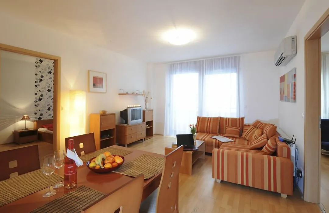 Aboriginal Budapest Apartments-1