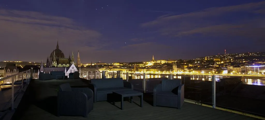 Parliament Penthouse Boutique B&B-1