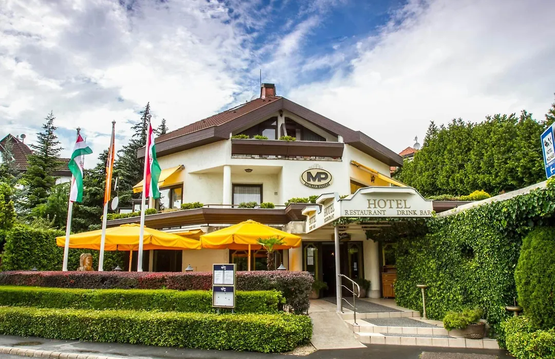 Hotel Molnar-1