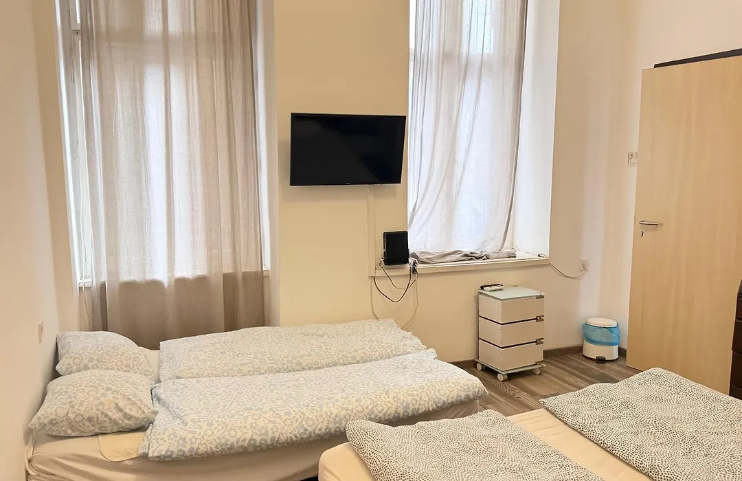 Michael Apartment With 2 Rooms Near Gozsdu Udvar-1
