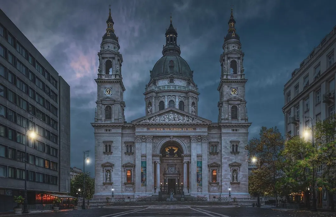 Exe Budapest Center-1