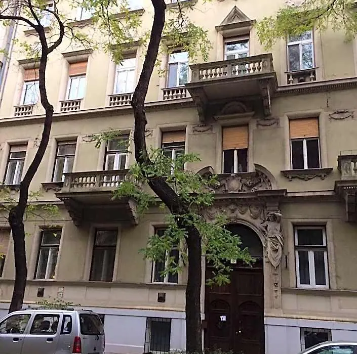 Platanus Guesthouse-1
