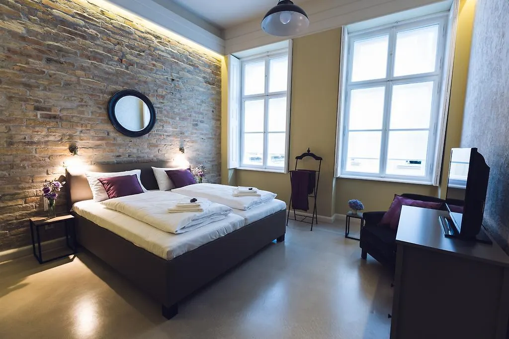 Heritage Home Apartments-1