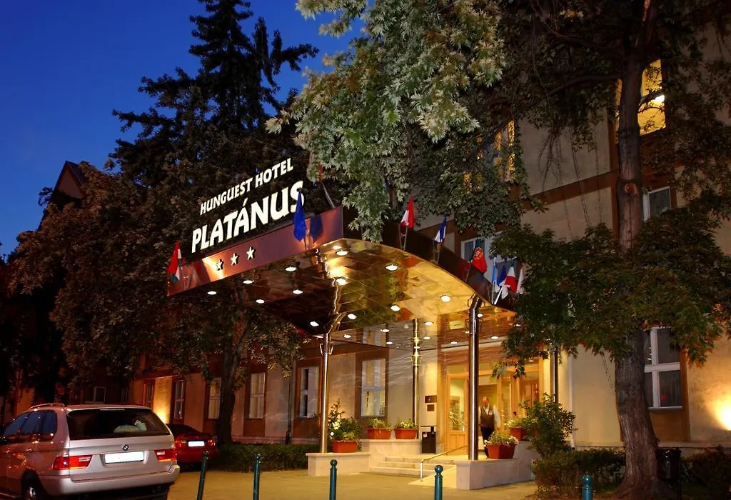 Hunguest Hotel Platanus-1