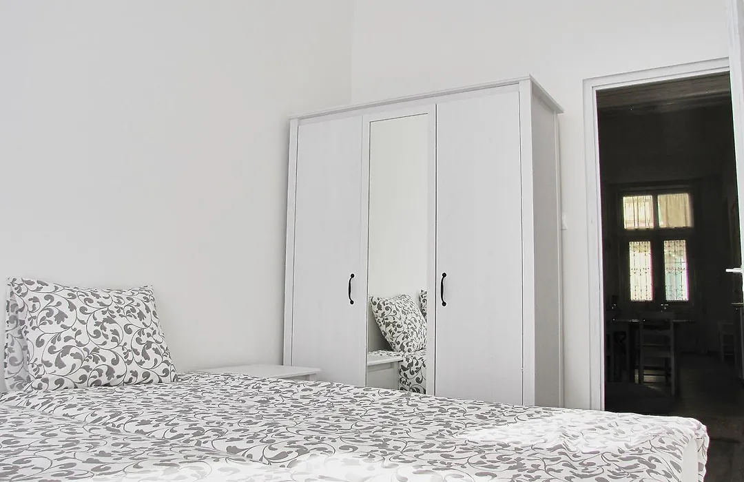 Shabby Chic Budapest | Apartment-1