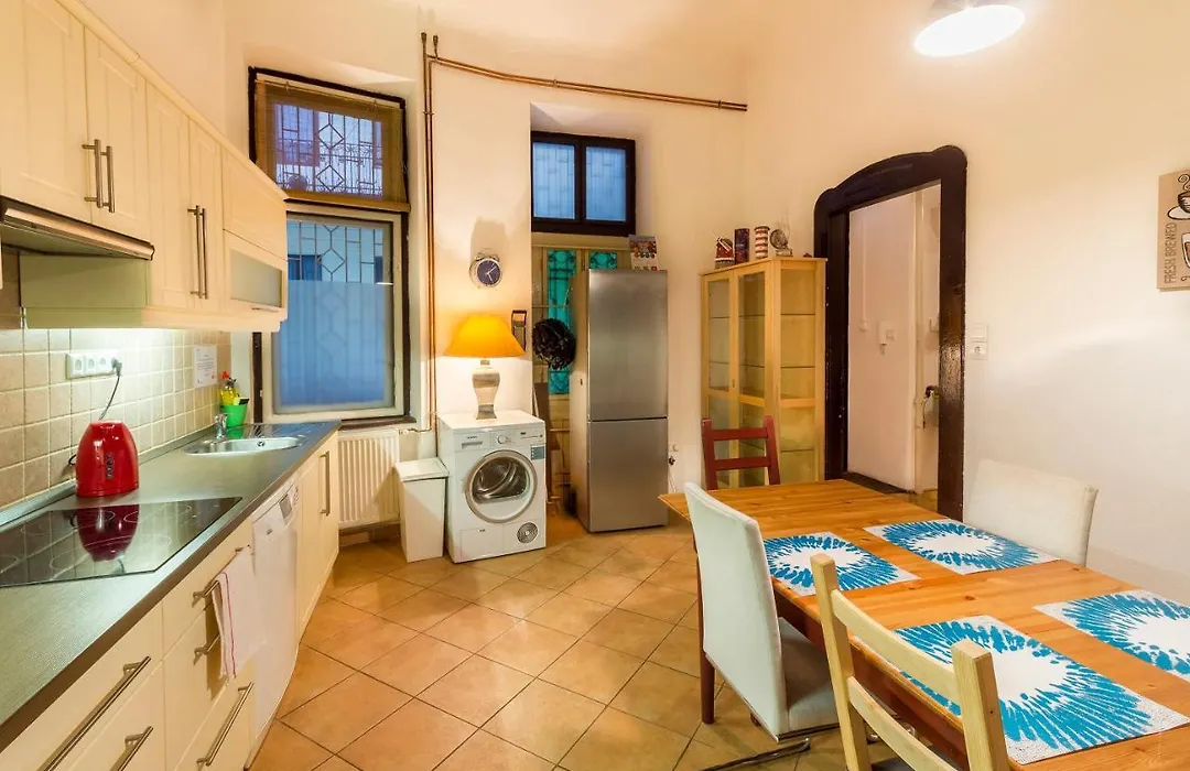 Bessara Apartment-1