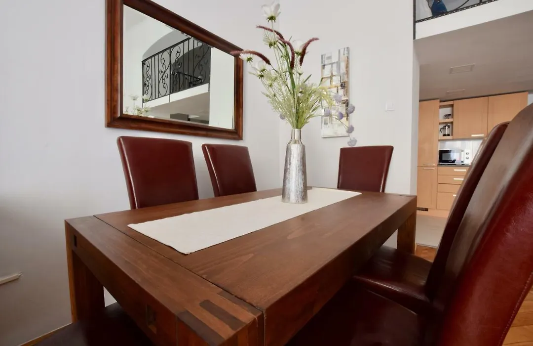 Luxury Apartment By Hi5 - Havas Street-1