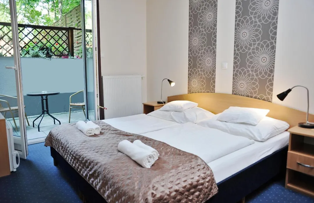 Hotel Papillon-1