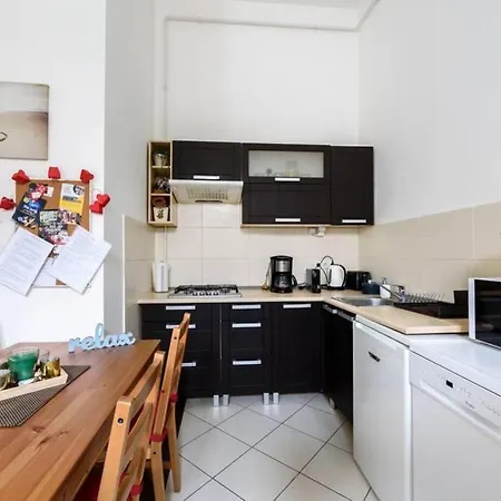Diamond Home Apartment - City Center-2