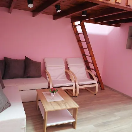Keleti Apartments-3