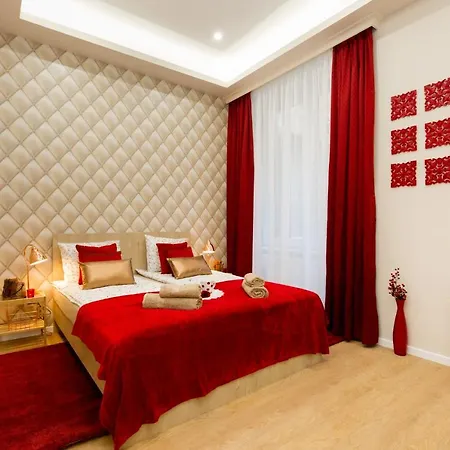 Budapest Holidays Harmony-3