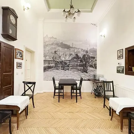 A10-Budapest Center Aparthotel-2